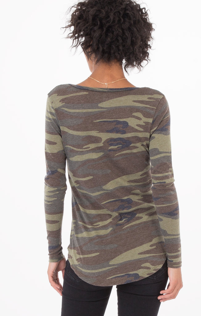 Camo L/S Pocket Tee